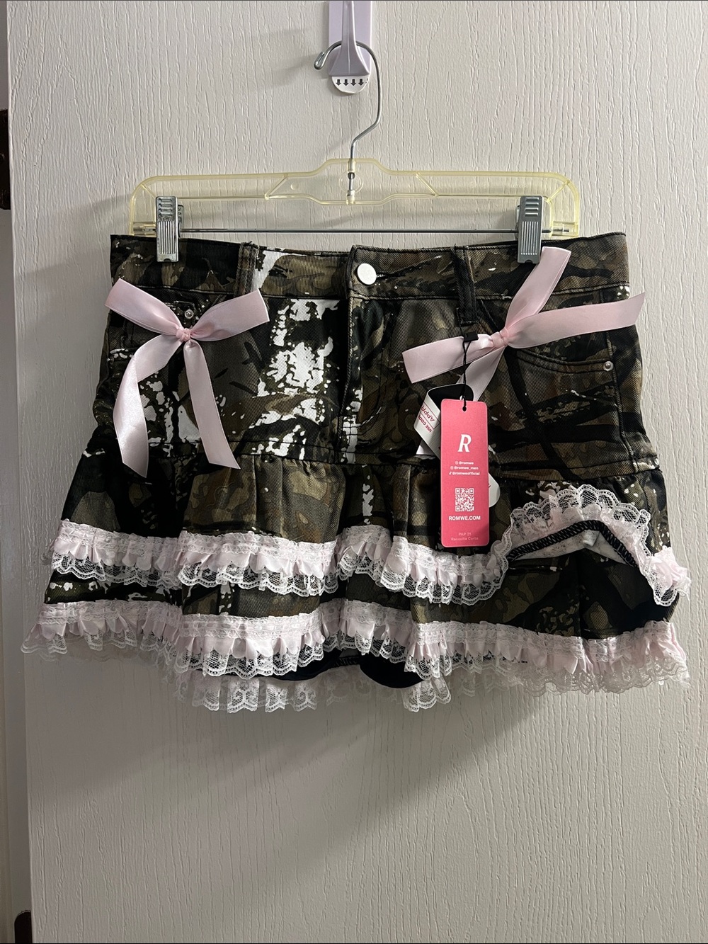 ROMWE Olive Camo Mini Skirt with Pink Ribbon